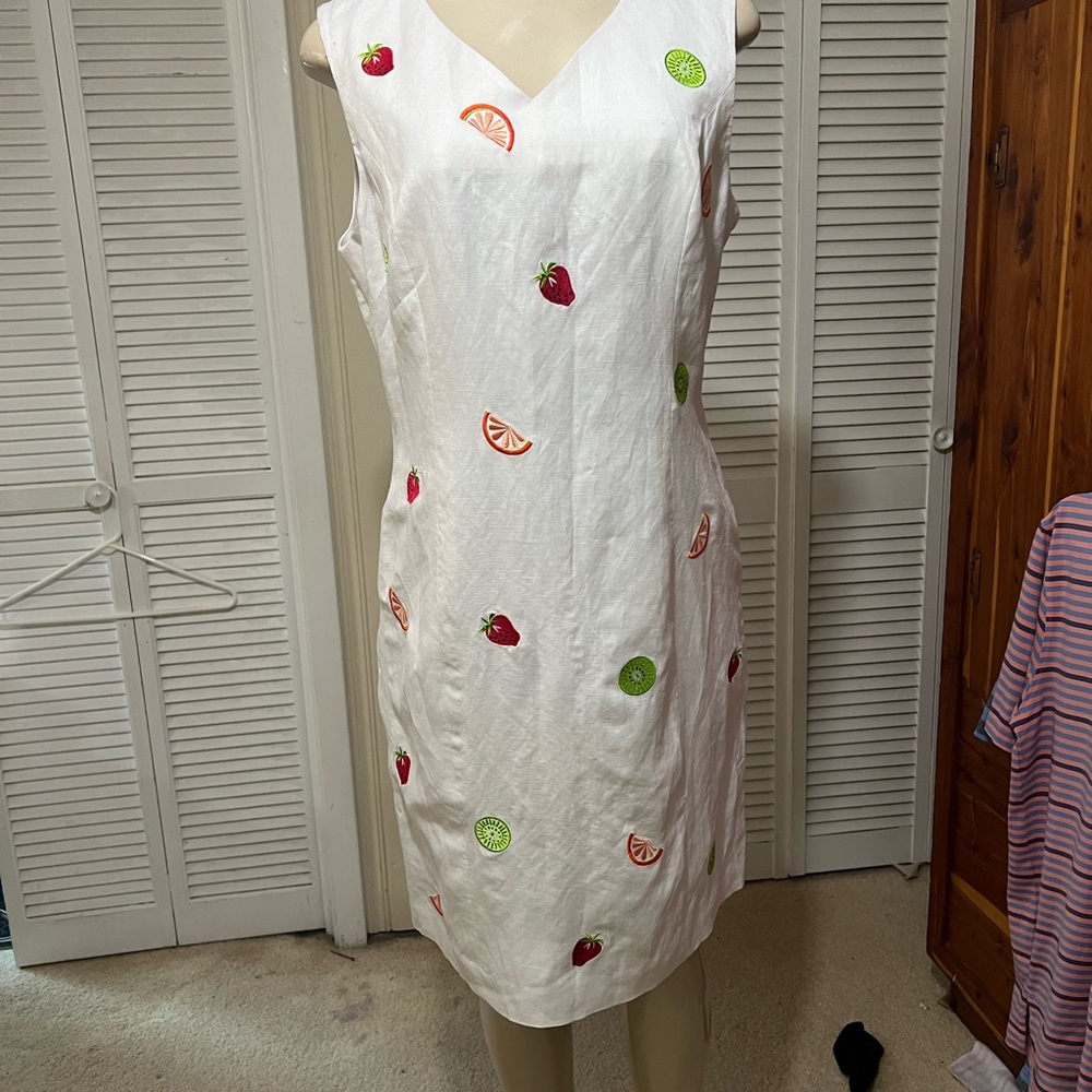 White Sleeveless Dress with Fruit Embroidery JILLIAN JONES